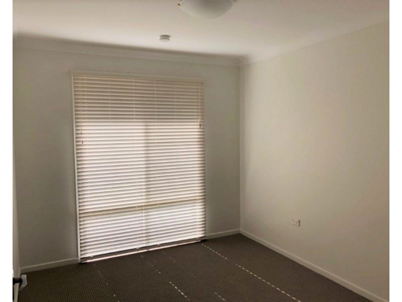 1 Mina Street, Rangeville QLD 4350
