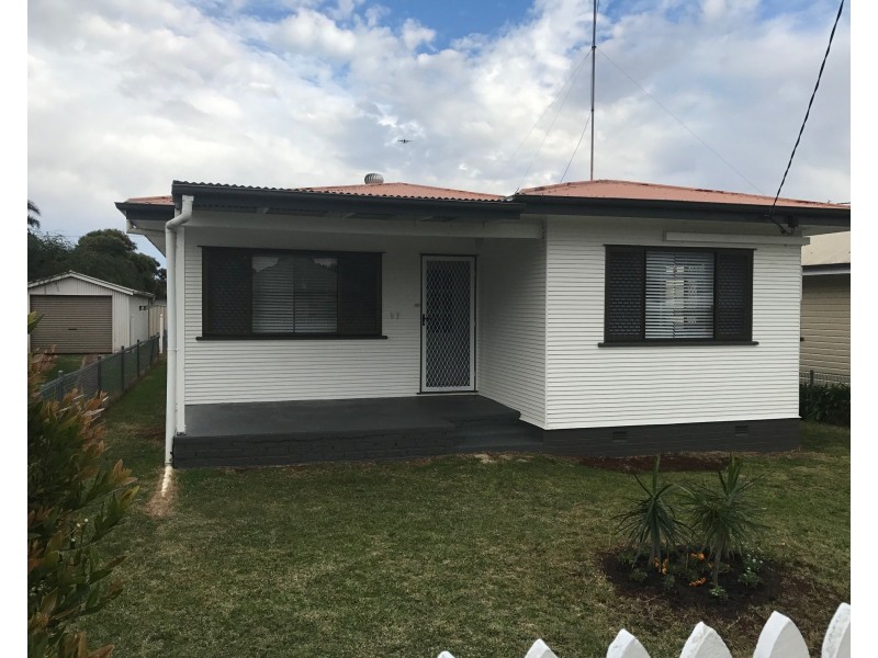 17 Cay Street, Newtown QLD 4350