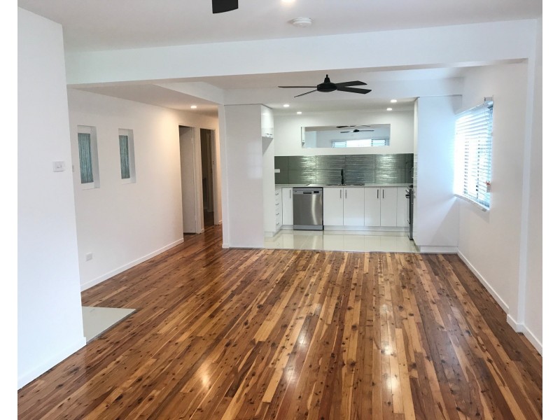 17 Cay Street, Newtown QLD 4350