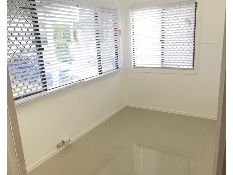 17 Cay Street, Newtown QLD 4350