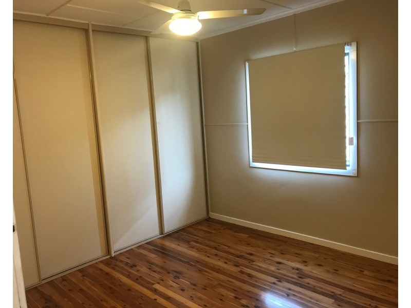 17 Cay Street, Newtown QLD 4350