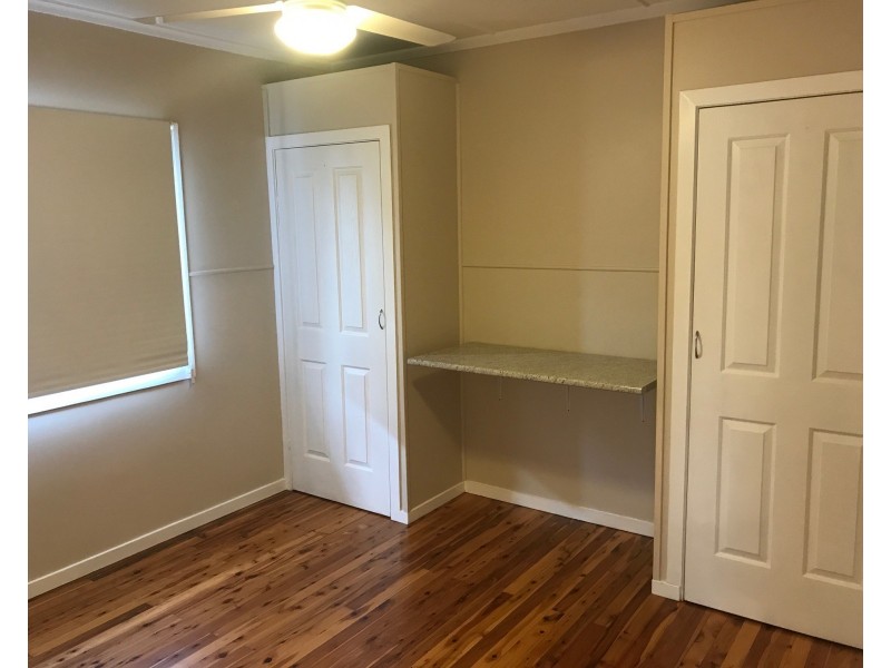 17 Cay Street, Newtown QLD 4350