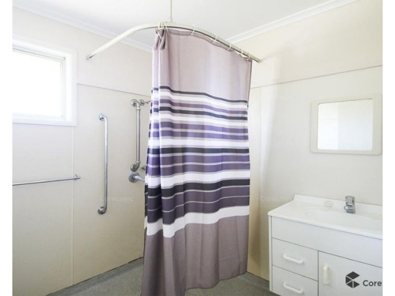 2/1 Windmill, South Toowoomba QLD 4350