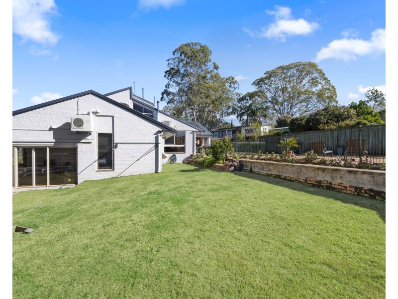 2 Highview Court, Prince Henry Heights QLD 4350