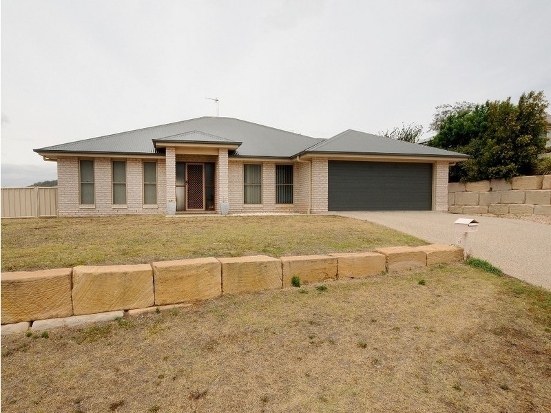 12 Jay Street, Westbrook QLD 4350