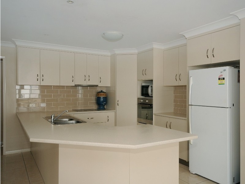 12 Jay Street, Westbrook QLD 4350
