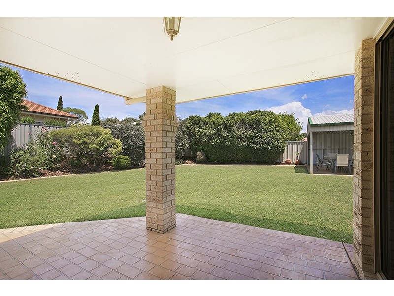 8 Parsley Drive, Middle Ridge QLD 4350