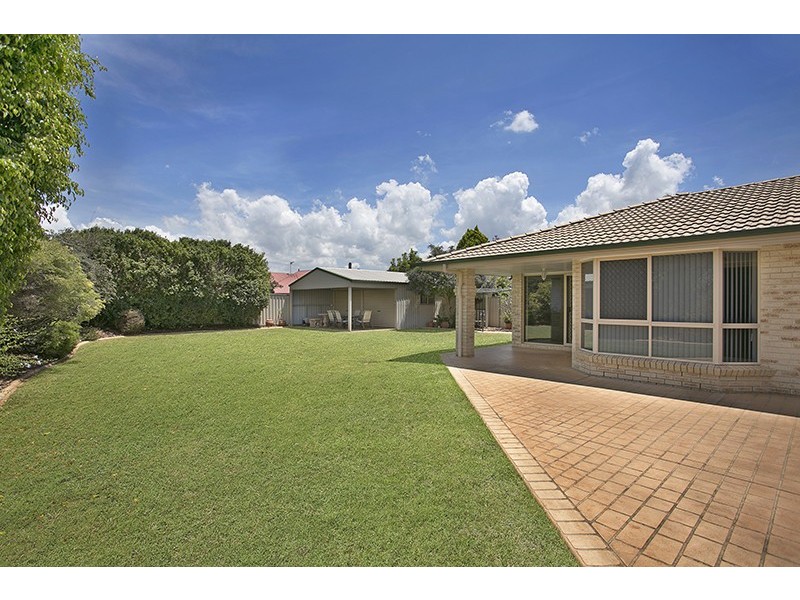 8 Parsley Drive, Middle Ridge QLD 4350