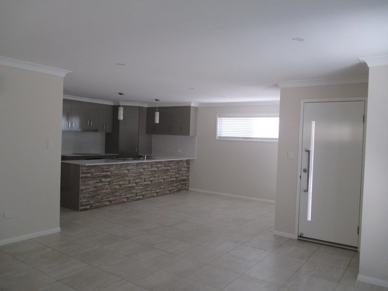 1a Bruntnell Street, Kearneys Spring QLD 4350