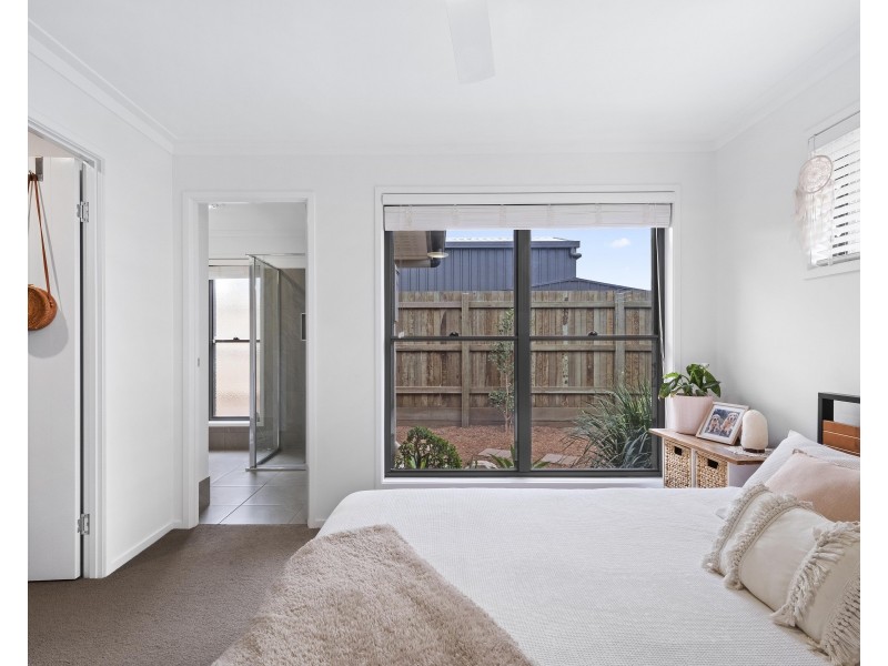 1/6 Bootes Street, Kearneys Spring QLD 4350