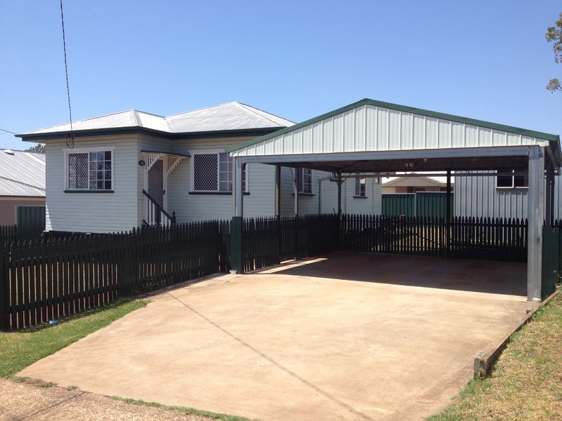 166A South Street, Centenary Heights QLD 4350