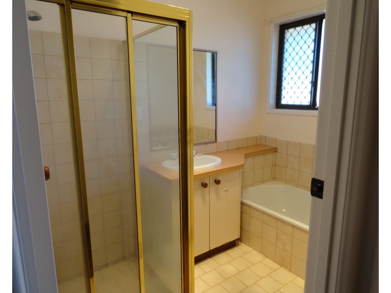 11 Montana Street, Wilsonton Heights QLD 4350