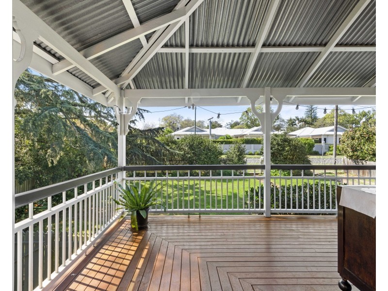 121 Mackenzie Street, East Toowoomba QLD 4350