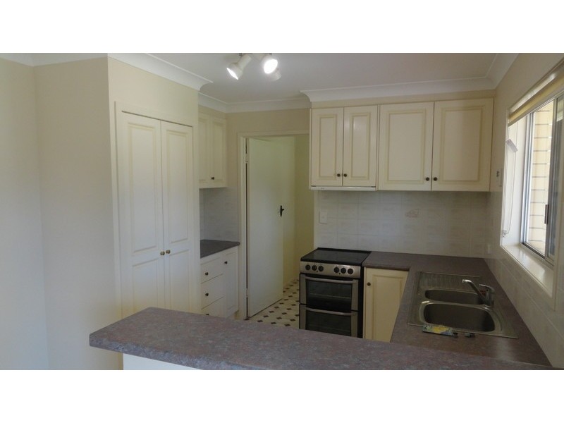 15 SARDON STREET, Centenary Heights QLD 4350