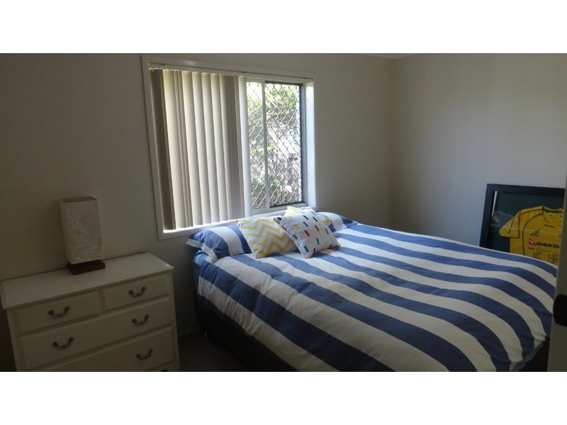 15 SARDON STREET, Centenary Heights QLD 4350