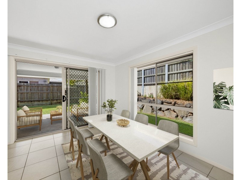 95 Entabeni Drive, Kearneys Spring QLD 4350