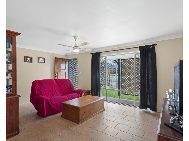 37 Lindberg Street, Wilsonton QLD 4350