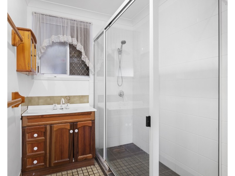 37 Lindberg Street, Wilsonton QLD 4350