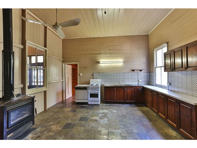 2239 Murphys Creek Road, Ballard QLD 4352