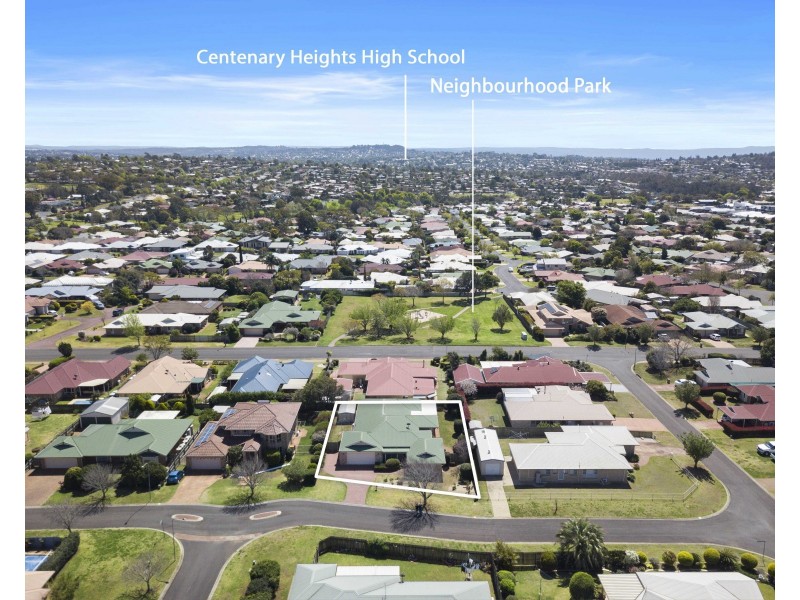 3 Chelwyn Street, Middle Ridge QLD 4350