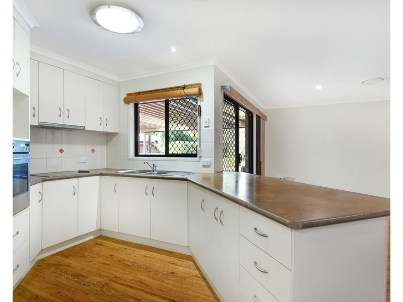 18 Holt Street, Middle Ridge QLD 4350