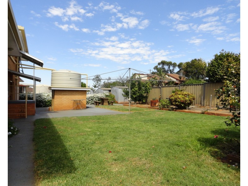 33 Hampton Street, Newtown QLD 4350