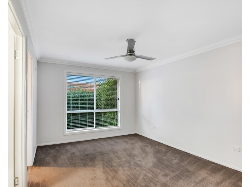 1/310a Hume Street, Centenary Heights QLD 4350
