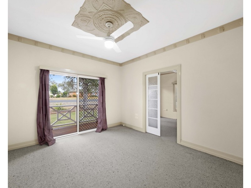 32 Murray Street, Pittsworth QLD 4356