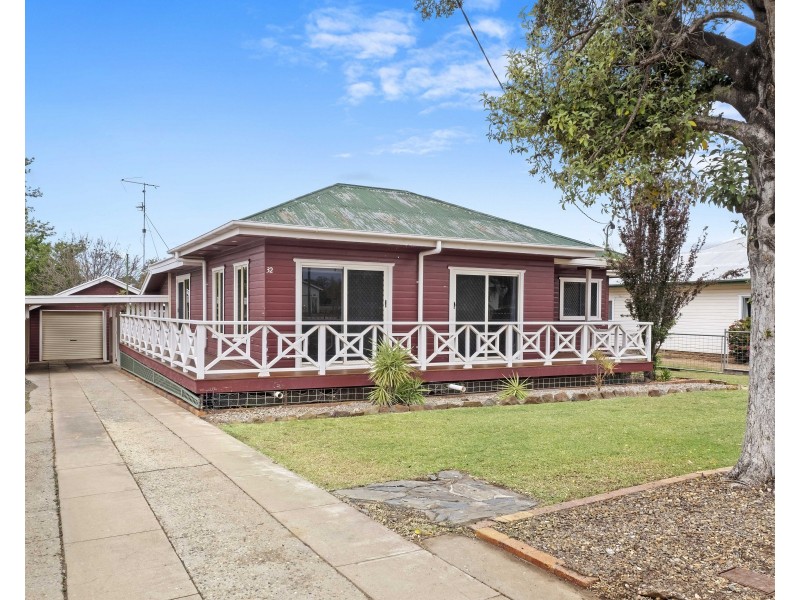 32 Murray Street, Pittsworth QLD 4356