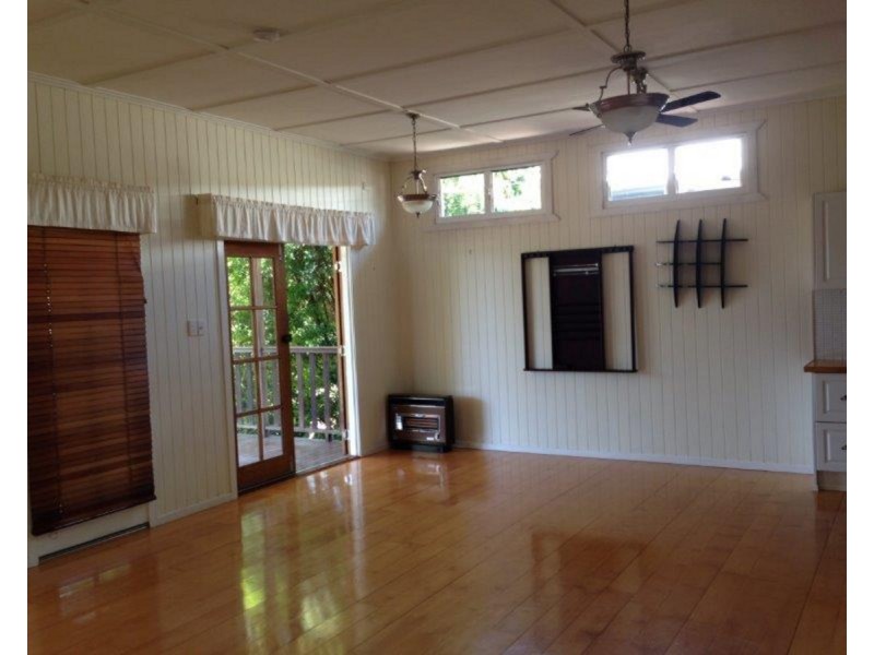 85 Stephen Street, Harristown QLD 4350