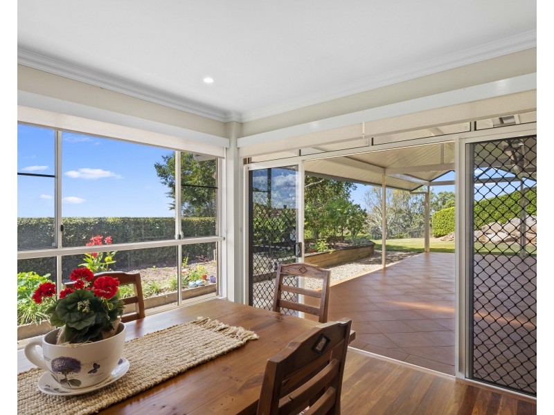 1 Keira Court, Blue Mountain Heights QLD 4350