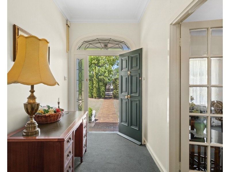 19 Campbell Street, East Toowoomba QLD 4350