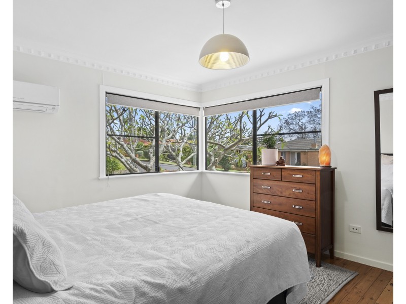 26 Loch Street, Centenary Heights QLD 4350