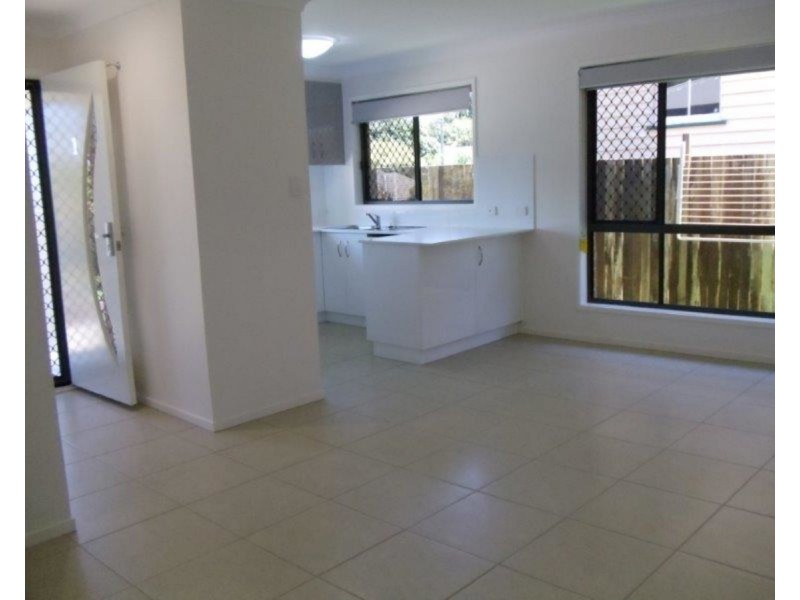 1/2a Beatty Street, Mount Lofty QLD 4350