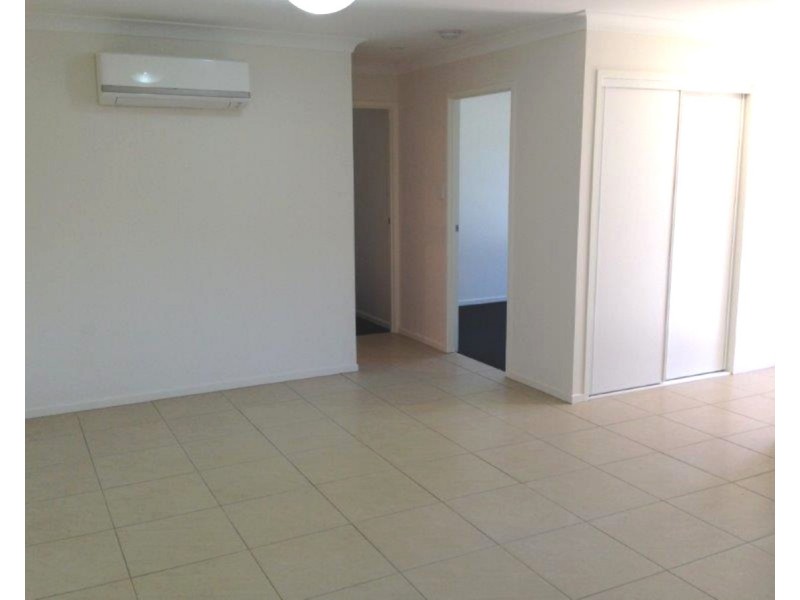 1/2a Beatty Street, Mount Lofty QLD 4350