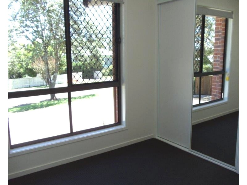 1/2a Beatty Street, Mount Lofty QLD 4350