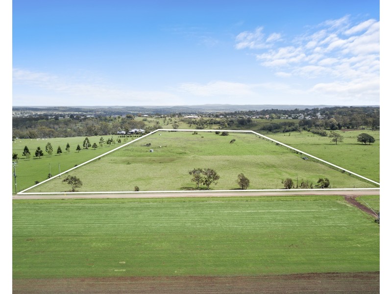 Lot 6, Lawrence Road, Highfields QLD 4352