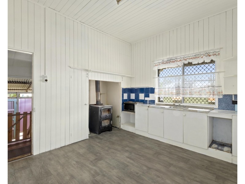 22 Dunmore Street, East Toowoomba QLD 4350