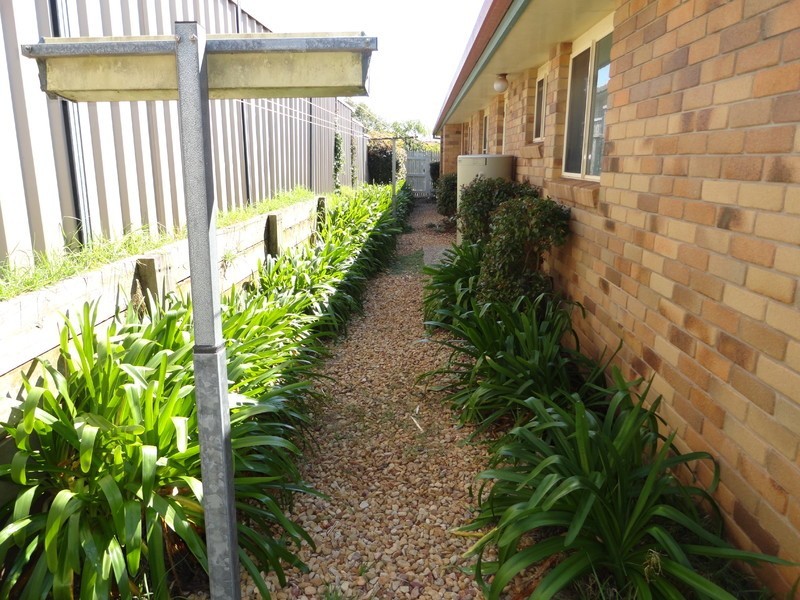 10 Fern Drive, Kearneys Spring QLD 4350