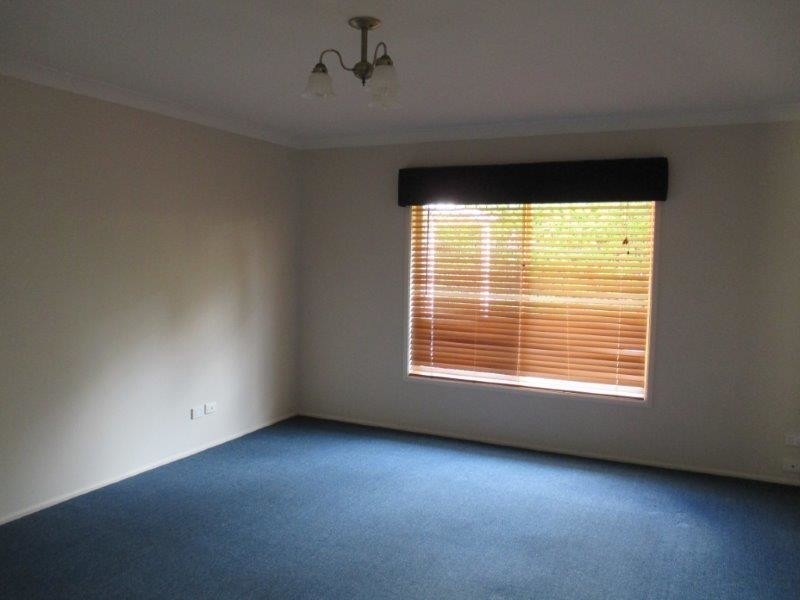 20 Bouganvillea Drive, Middle Ridge QLD 4350