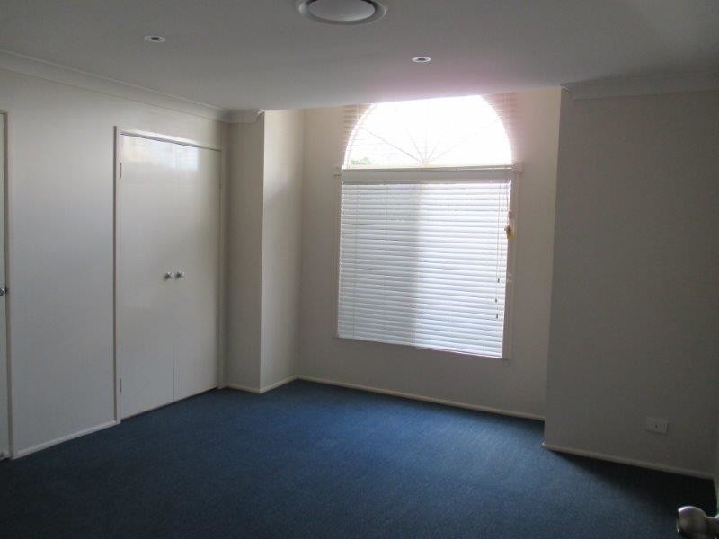 20 Bouganvillea Drive, Middle Ridge QLD 4350