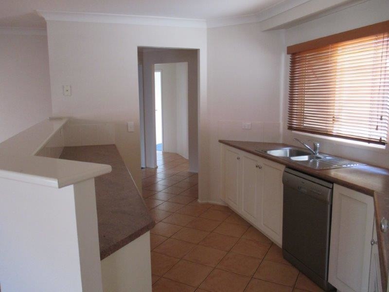 20 Bouganvillea Drive, Middle Ridge QLD 4350