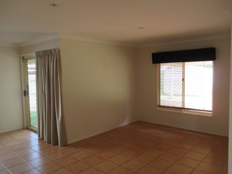 20 Bouganvillea Drive, Middle Ridge QLD 4350