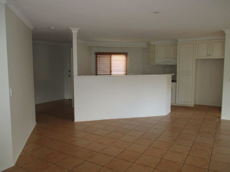 20 Bouganvillea Drive, Middle Ridge QLD 4350