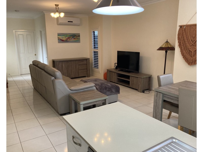 2/89 Phillip Street, South Toowoomba QLD 4350