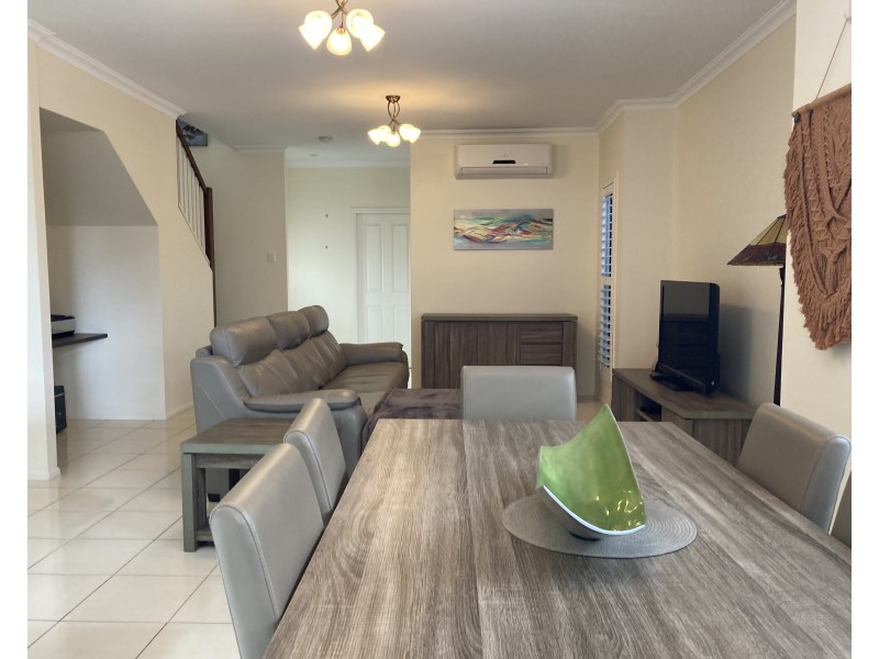 2/89 Phillip Street, South Toowoomba QLD 4350