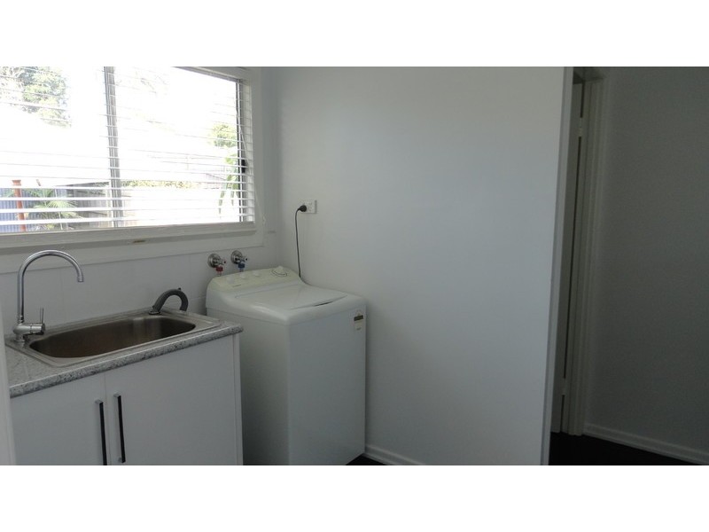 29 Collins Street, Mount Lofty QLD 4350