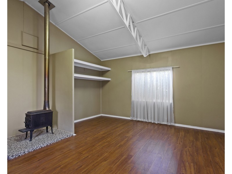 210 Mackenzie Street, Rangeville QLD 4350