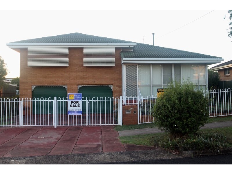 11 Erin Street, Wilsonton QLD 4350