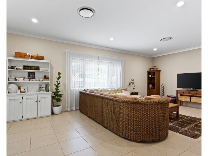 23 Roderick Drive, Cotswold Hills QLD 4350